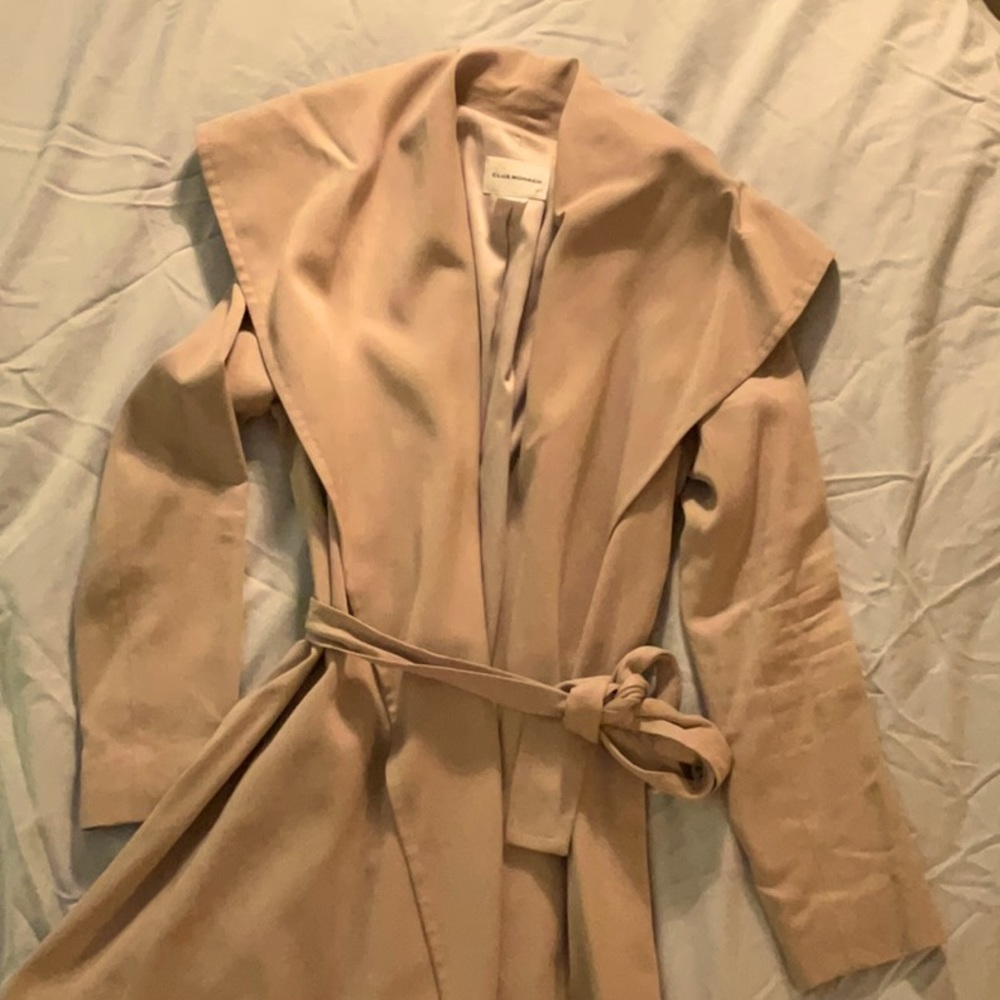 Club Monaco classic beige wrap trench coat Sz XS EUC